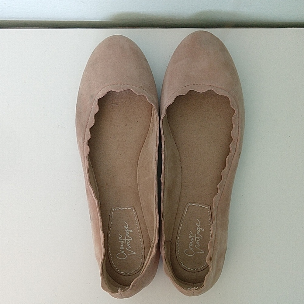 Shoes - Picture 4 of 4